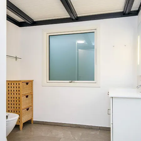 6 Person In Bjert Сasa de vacaciones Binderup Strand
